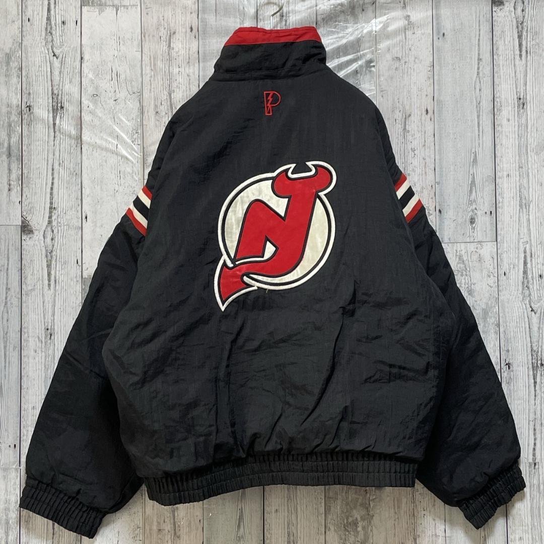 NHL デビルス リバーシブル ナイロンジャケット 中綿 刺繡 黒×赤 2XL