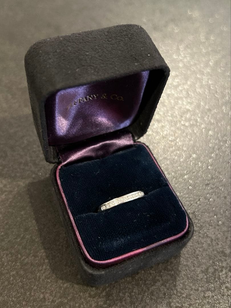 ティファニー　チャネルセッティング ダイヤモンド エタニティ リング Pt950