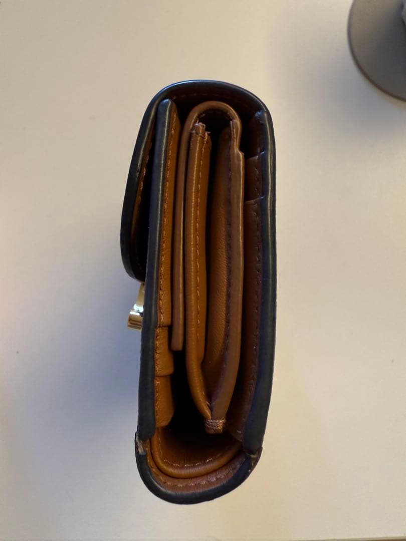 Celine トリオンフ 三つ折り財布