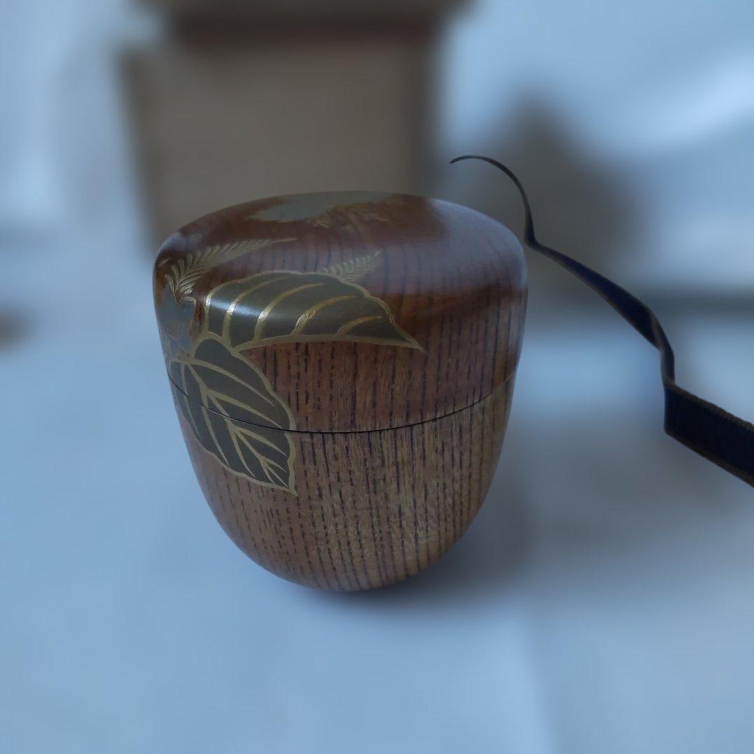 欅棗 中棗 塗師 林哲山 作 『 踊桐蒔絵 』棗 蒔絵 共箱 茶道具 美品 です