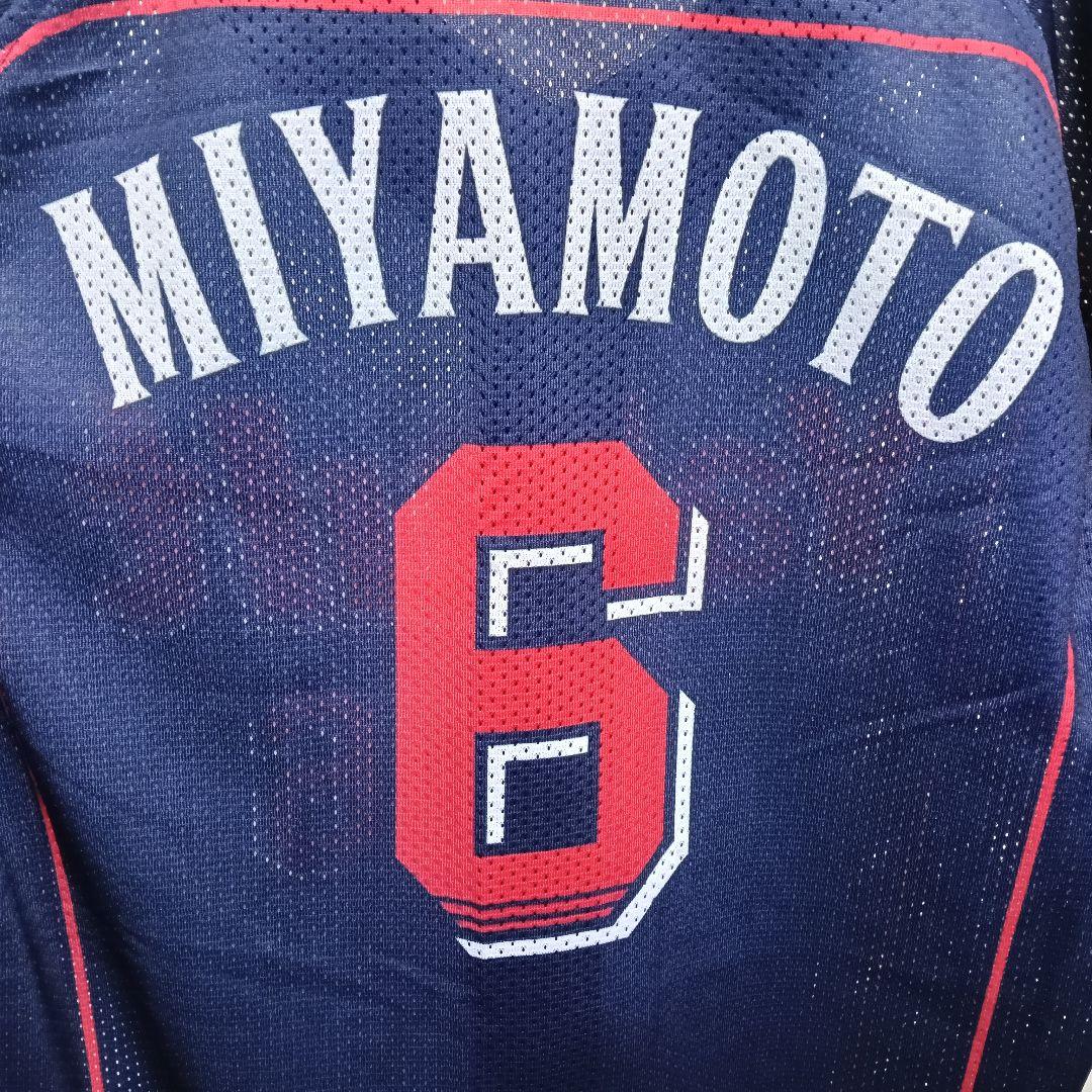 ZETT製 ヤクルトスワローズ 宮本慎也選手 ビジターユニフォーム フリーサイズ