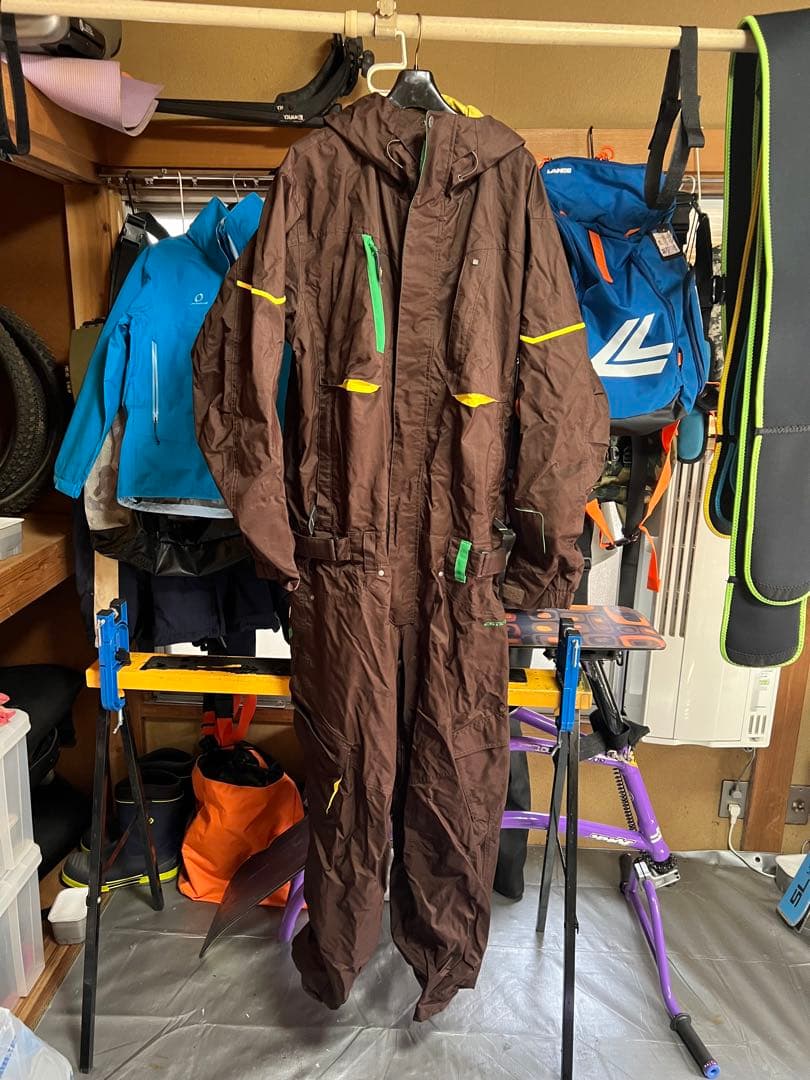 estivo エスティボ　ワンピース　スノーボードウエアー　メンズ　Lサイズ