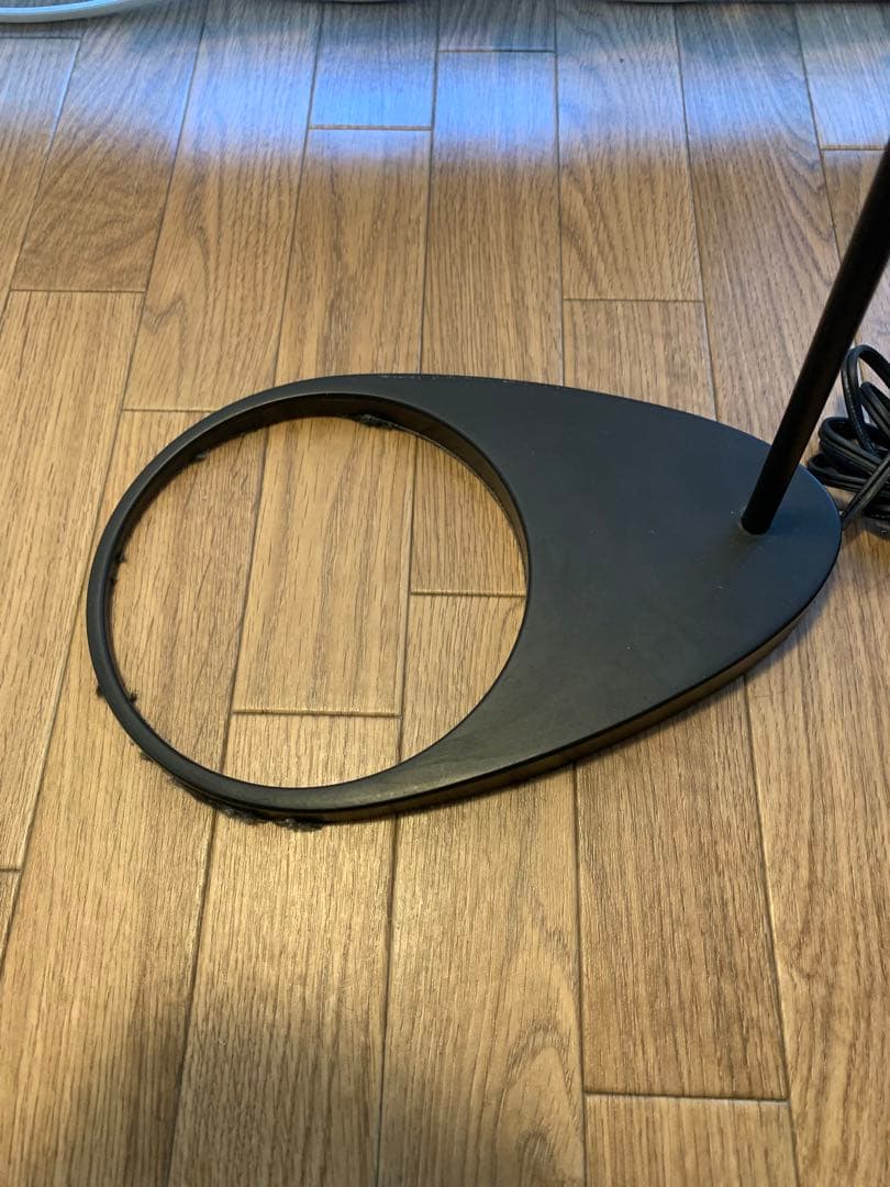 ルイス・ポールセン アルネ・ヤコブセン AJフロアランプ