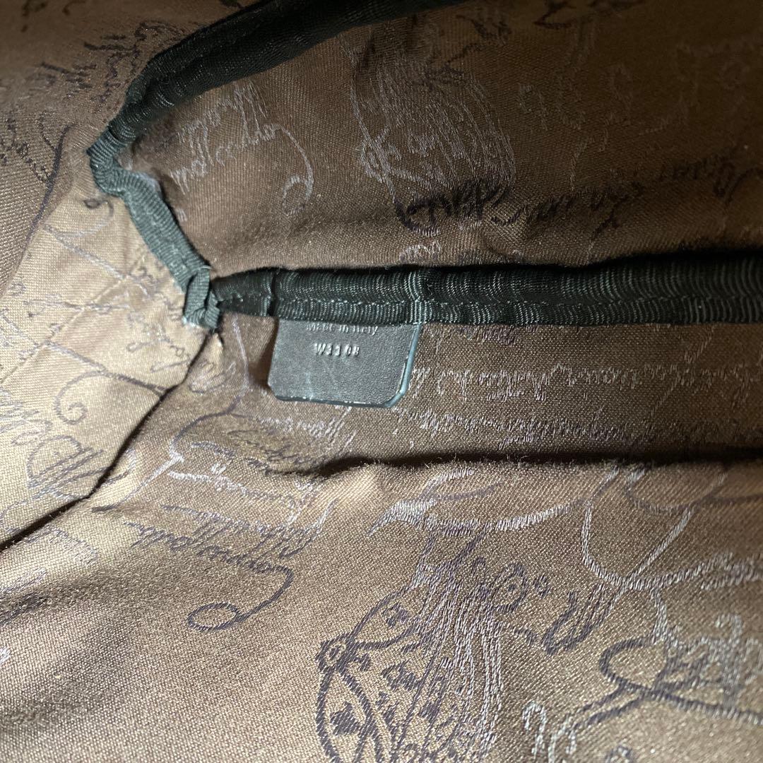 ベルルッティ　紳士用　ボディバッグ　ブラック