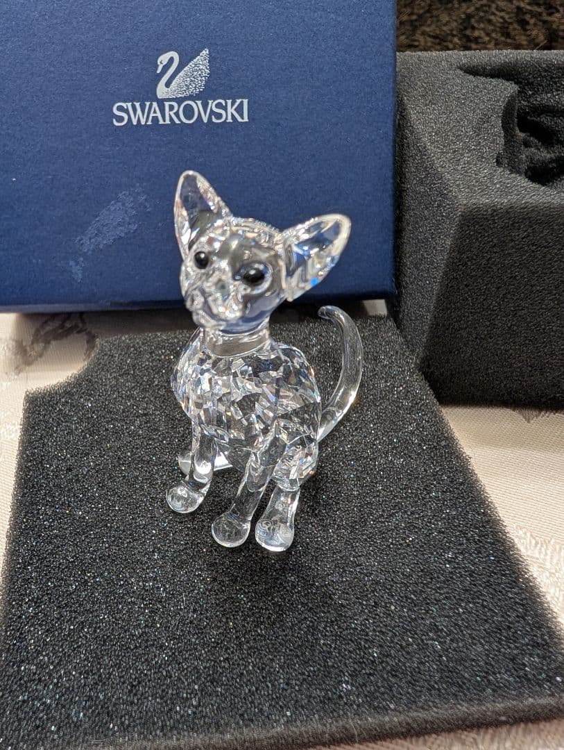 Swarovski クリスタル 猫の置物