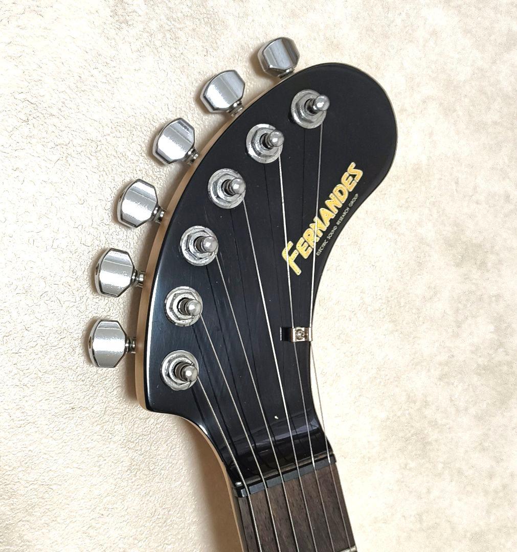 【美品】ZO-3 ブラック アンプ内蔵ミニギター 専用ケース付 ぞーさん