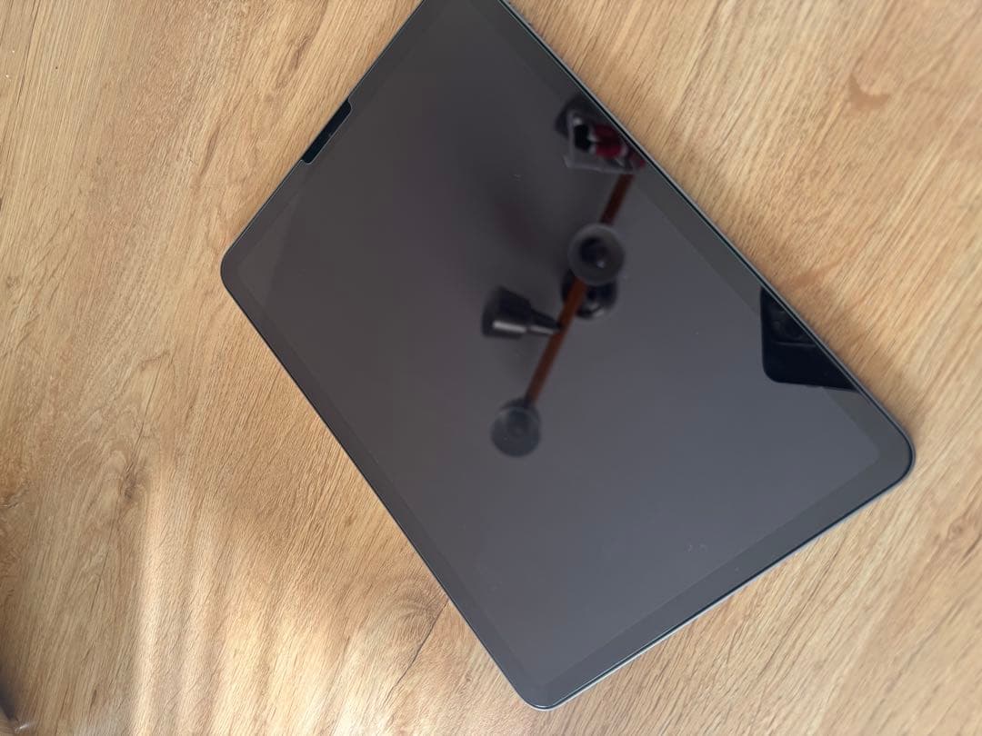 10.9インチ　iPad Air (第4世代) 64GB スペースグレイ