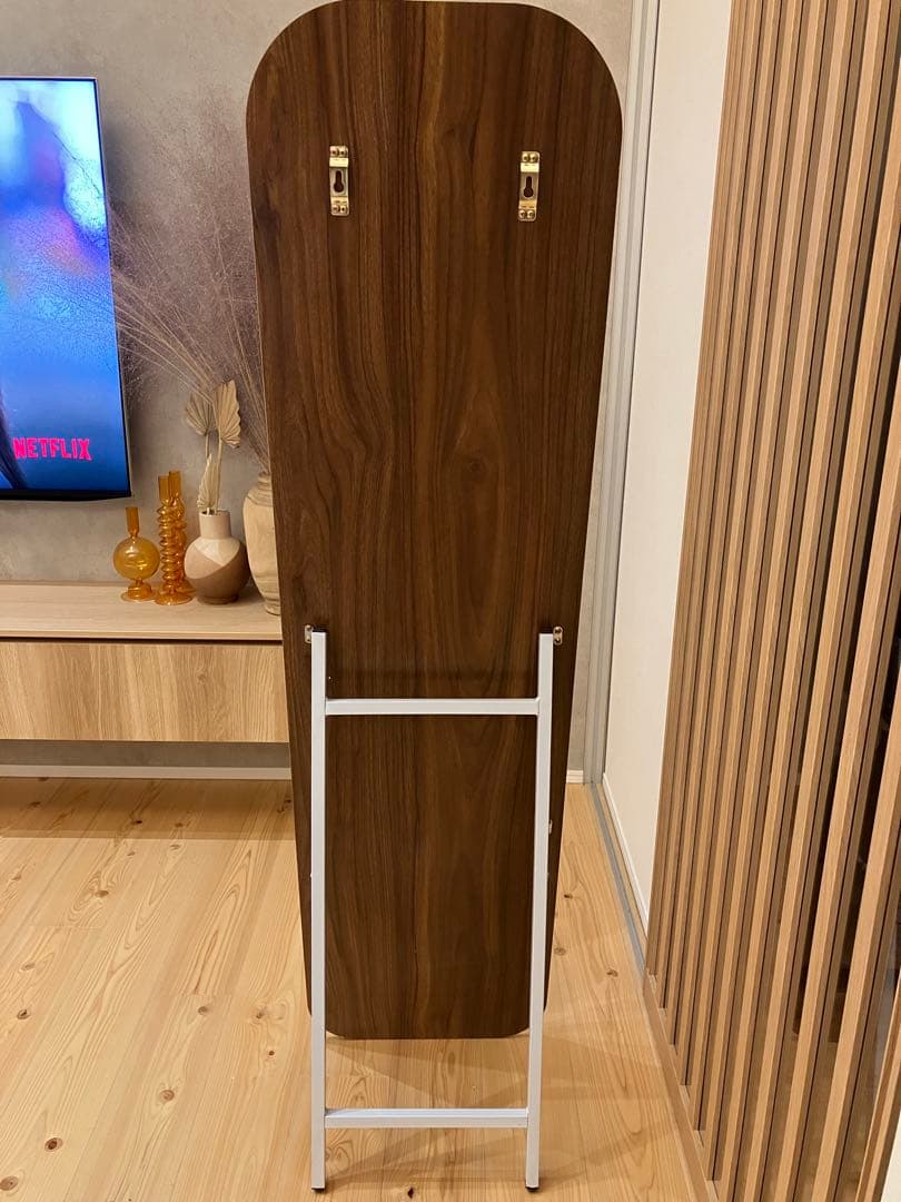 【スタンドミラー】韓国風⁂木製フレーム（丸型と角型の2種からお選び下さい♩）