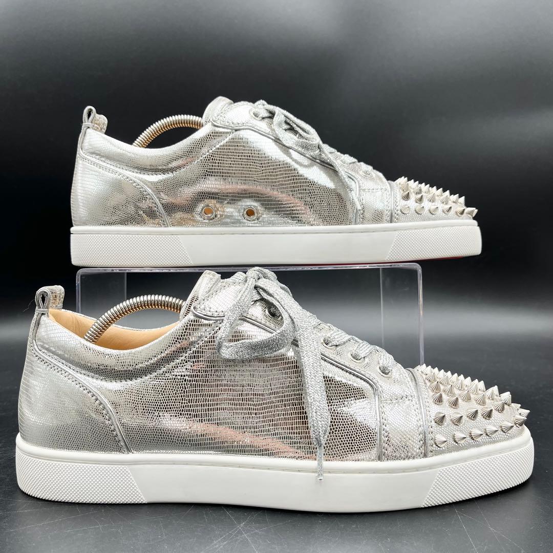 美品✨ クリスチャンルブタン シルバー型押し スパイクスタッズ 27cm相当