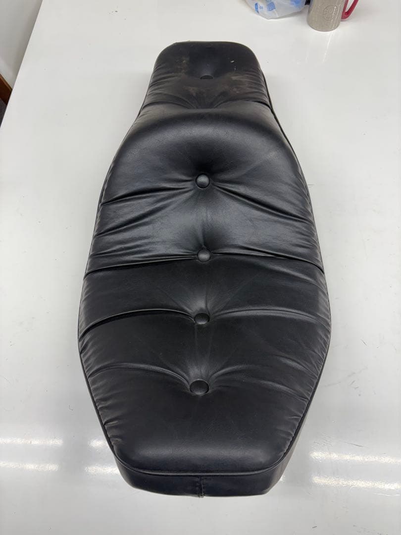 純正　ハーレー　ショベル　ローライダー　fxs80 ピローシート