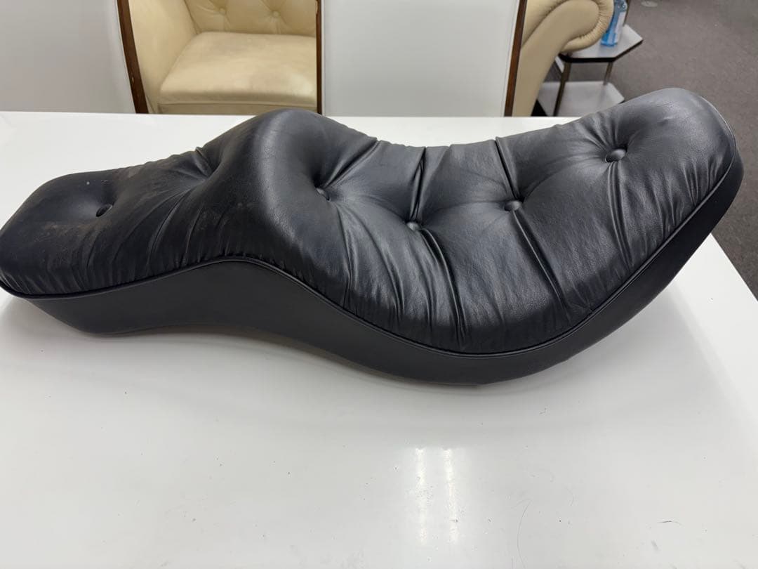 純正　ハーレー　ショベル　ローライダー　fxs80 ピローシート