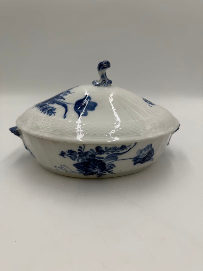 ロイヤルコペンハーゲン ボウル　ブルーフラワーカーブ 蓋つき　ベジタブルボウル