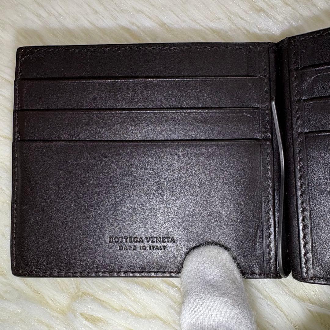 美品 BOTTEGA VENETA イントレチャート マネークリップ 折り財布