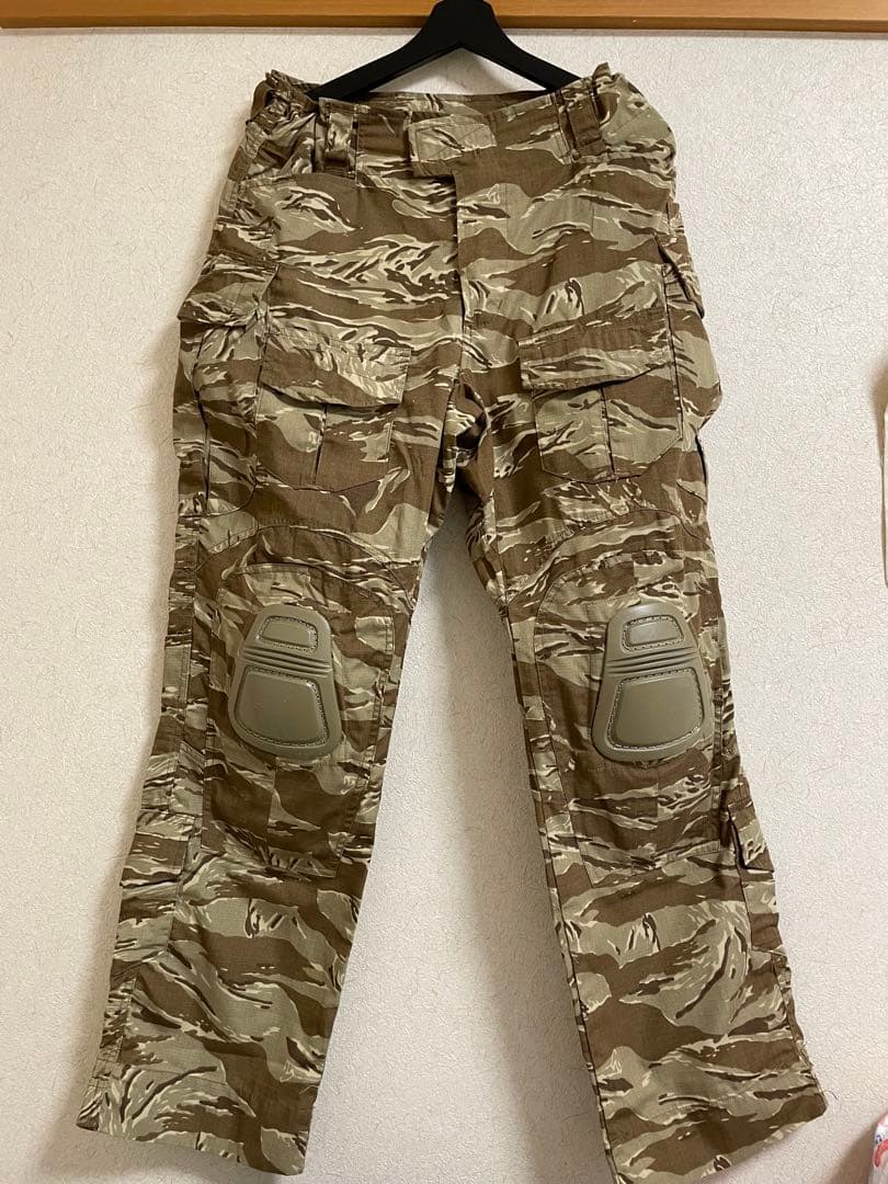 デザートタイガー迷彩服 上下セット