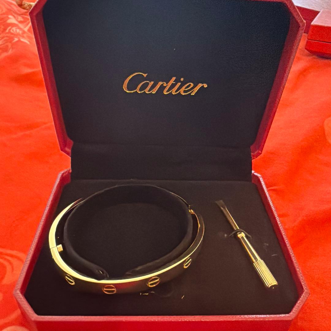 Cartier ゴールド バングル ブレスレット