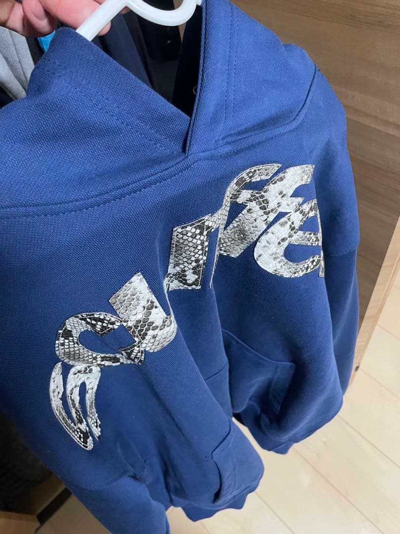 スカッファー　　Scuffers パーカー