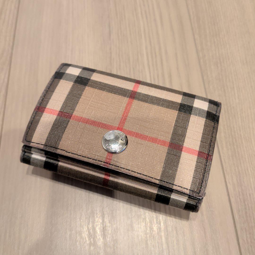 Burberry チェック柄 三つ折り財布
