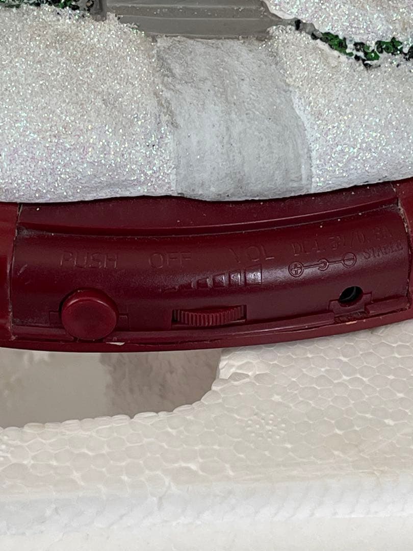 トーマス キンケード　クリスマスツリー