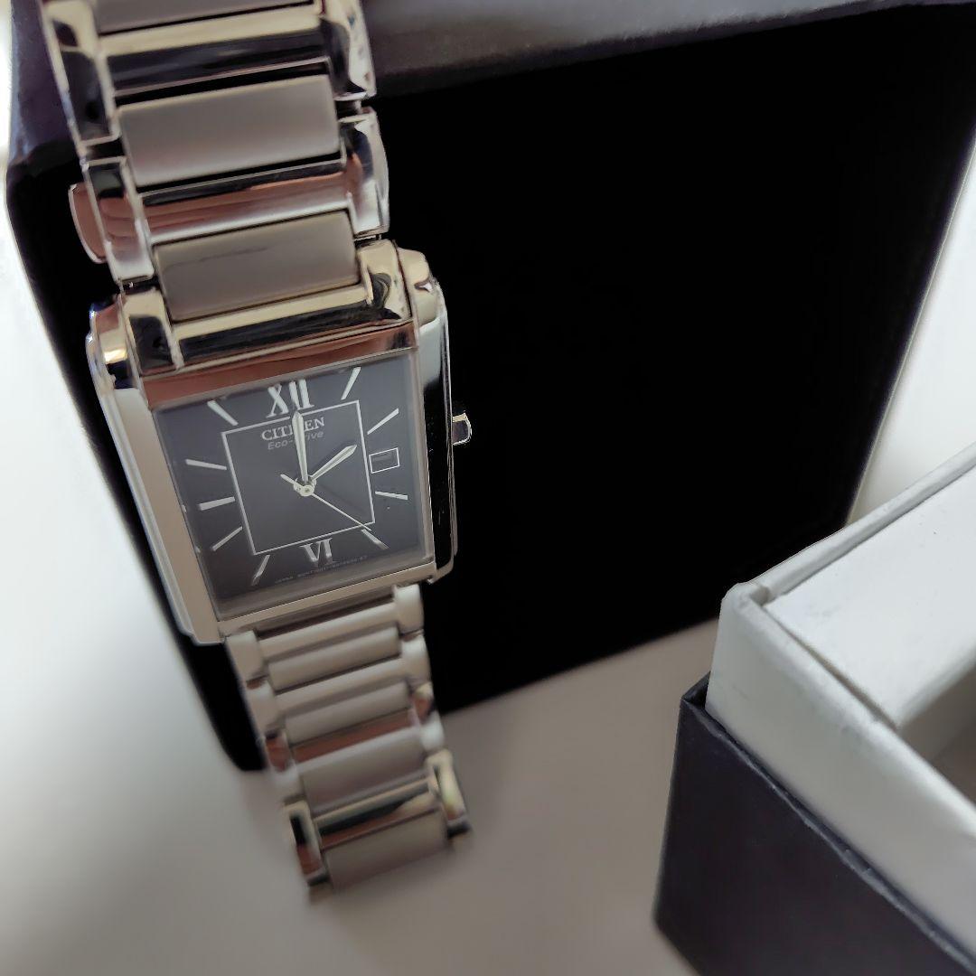 【ソーラー発電】CITIZEN FRA59-2431 四角スクエア型がおしゃれ！