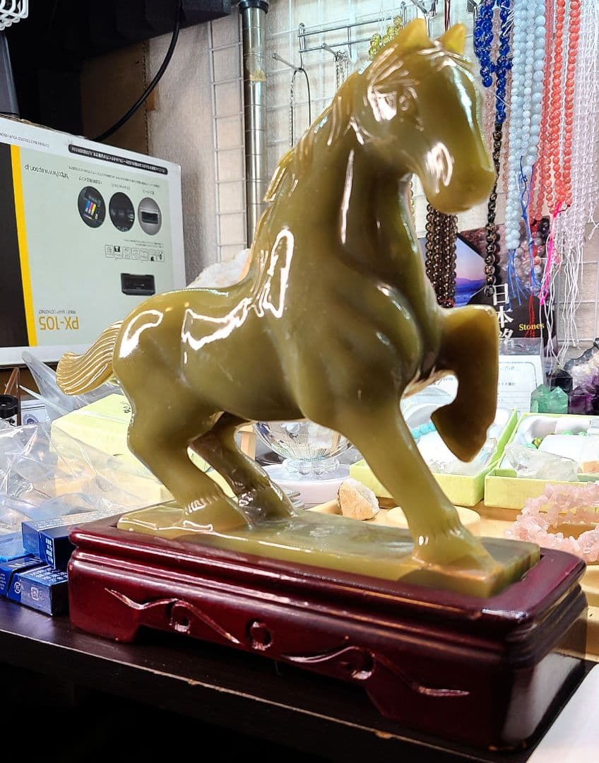 馬の彫刻【蛇紋石】サーペンティン