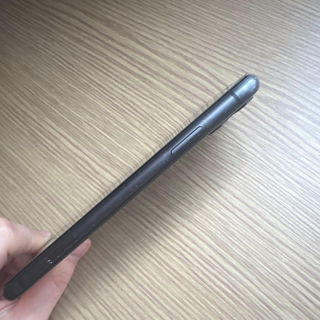 iPhone11 ブラック