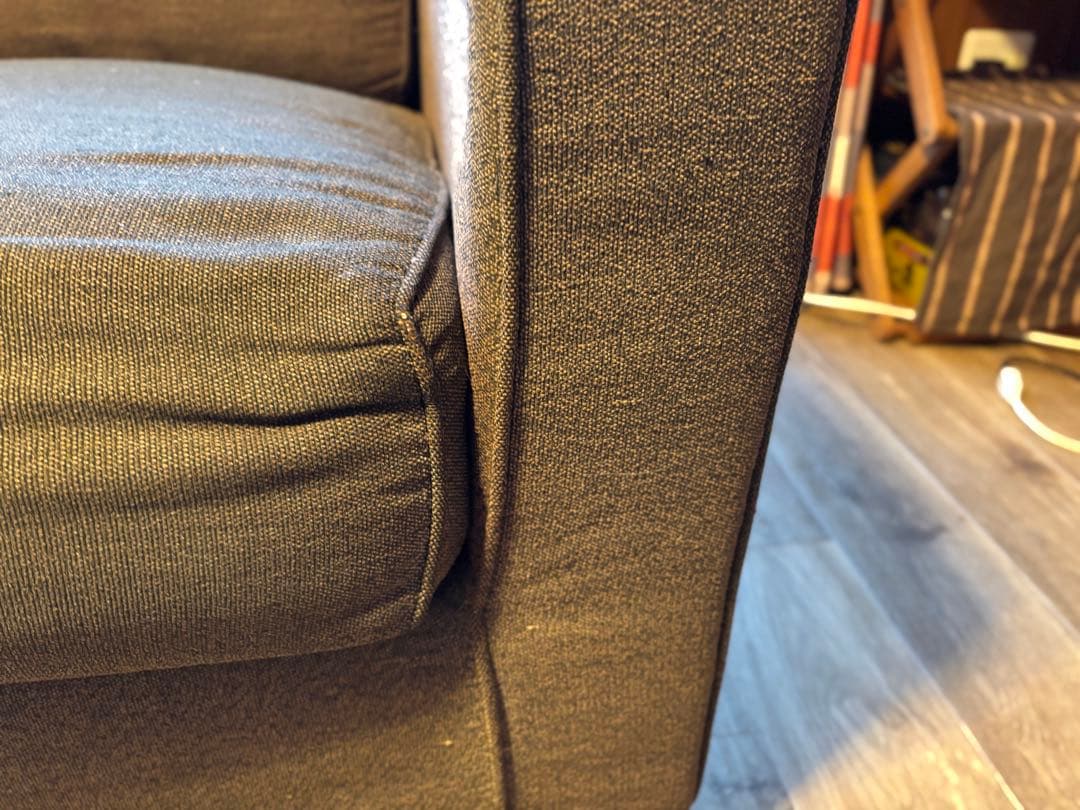 アイラーセン　ブラウンファブリック2.5人掛けソファ