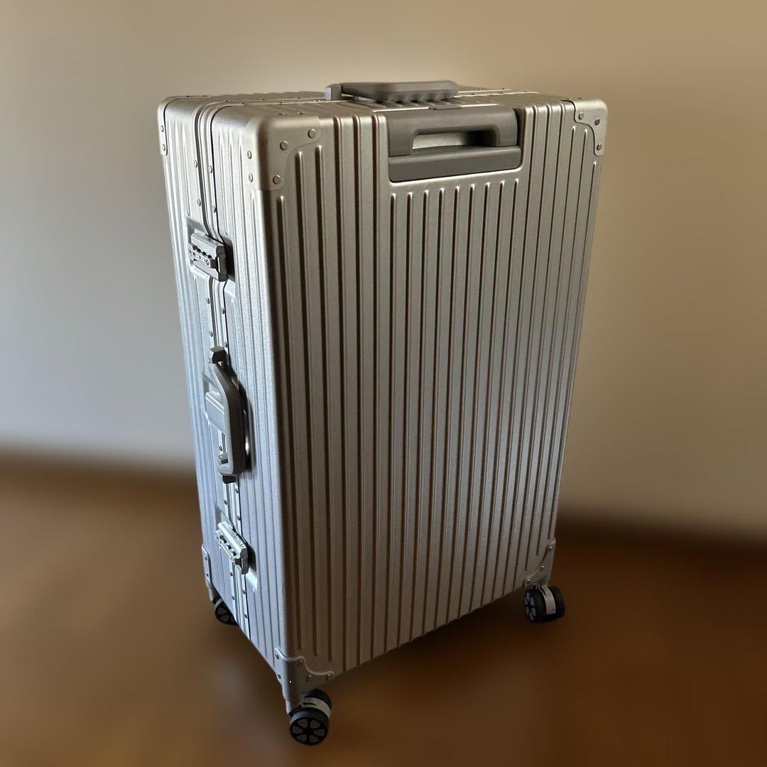 専用です。 ワンダーモア シルバー アルミニウム キャリーケース 78L