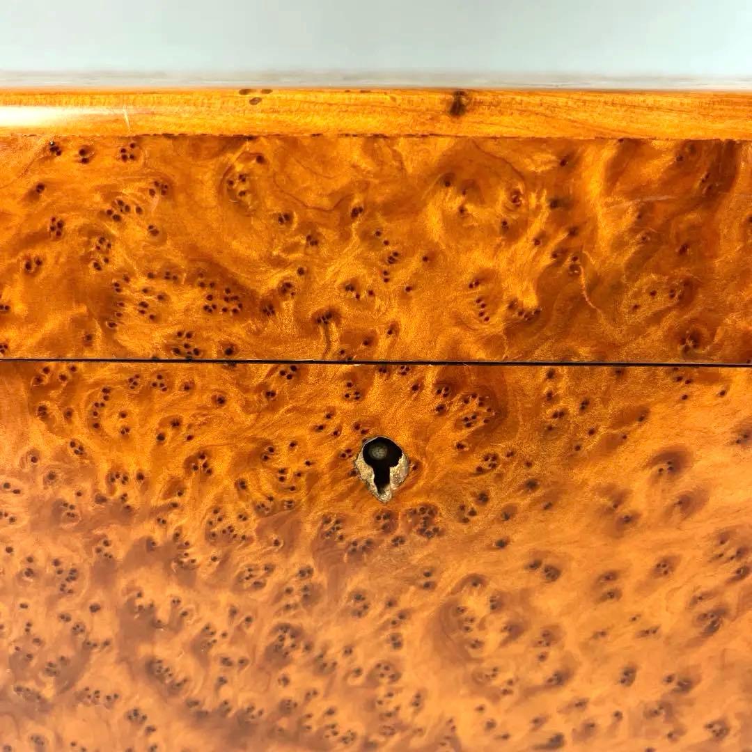 寄木細工の装飾ボックス　螺鈿(ラデン) 大変重厚　宝石箱　金庫　箱