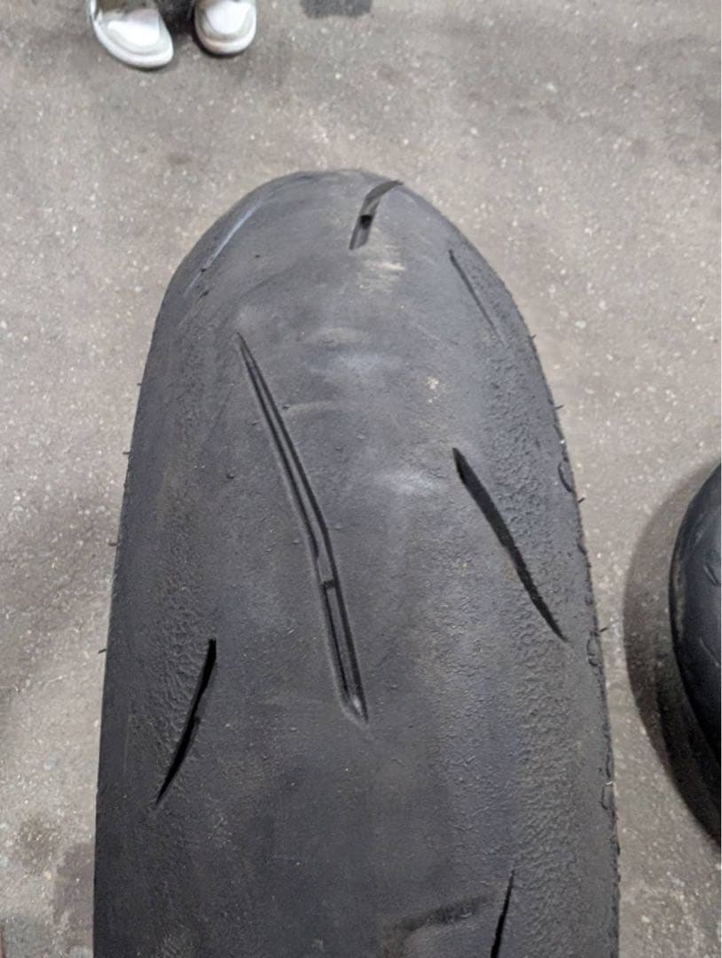 室内保管　送料込み　DUNLOP α13SP 中古　前後セット