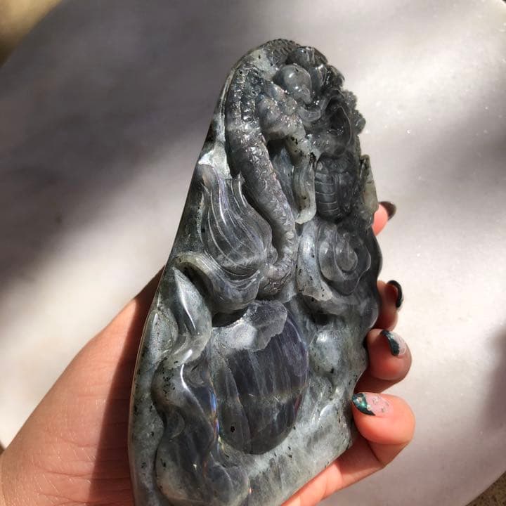 ラブラドライト ドラゴン