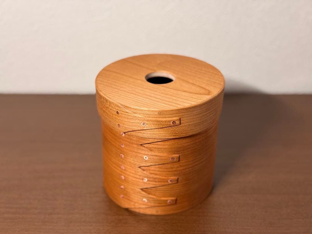 【専用】シェーカーラウンドティッシュボックス縦型 ブラックチェリー