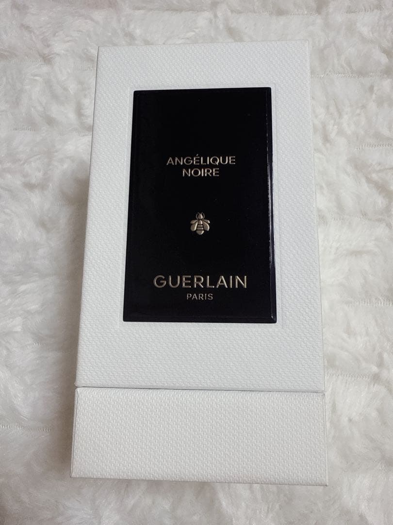 GUERLAIN ANGÉLIQUE NOIRE ボックス付き