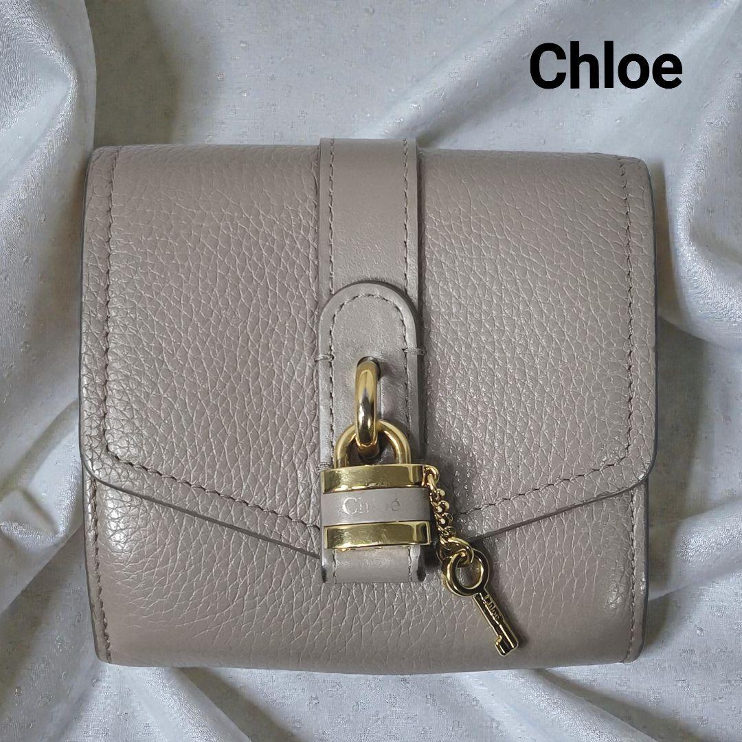 Chloe　ABY　クロエ　アビー　南京錠のチャーム　三つ折り財布