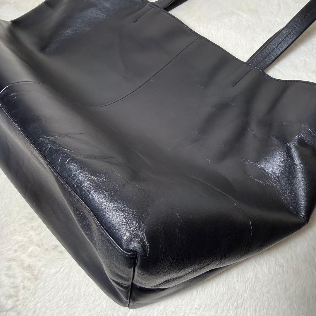 UNITED ARROWS ファンクショナル レザートートバッグ　黒　A4