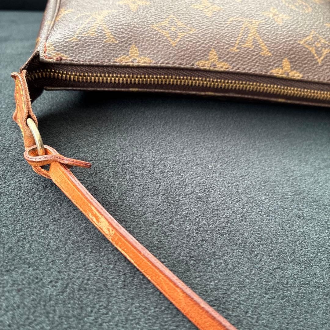 美品Louis Vuitton モノグラムミニポシェットアクセソワールポーチ