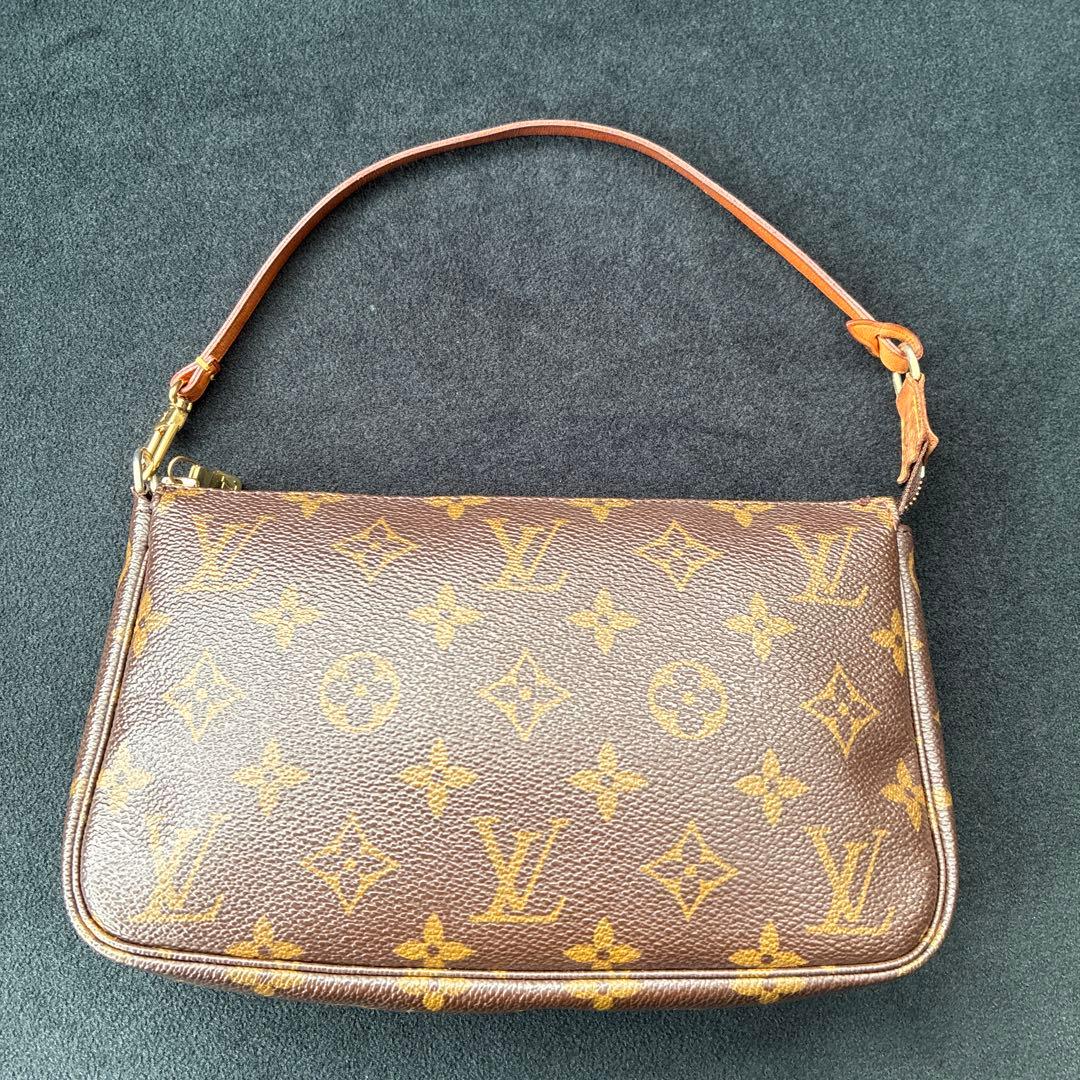 美品Louis Vuitton モノグラムミニポシェットアクセソワールポーチ