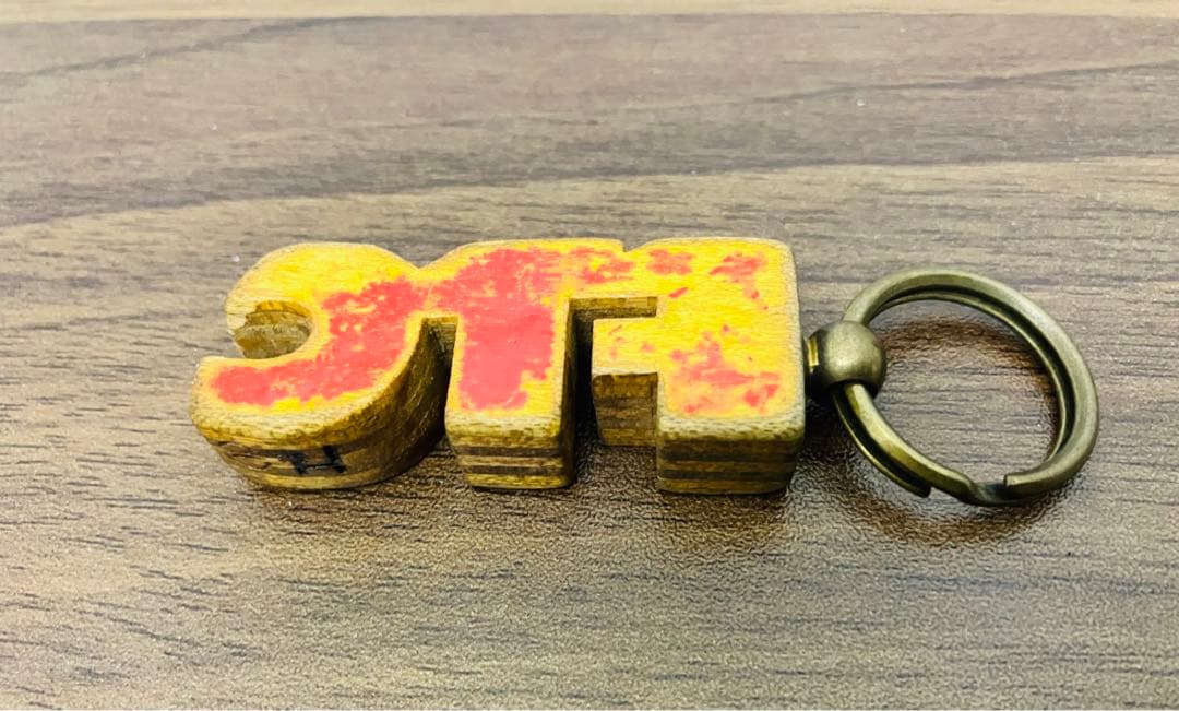 【新春SALE】 haroshi×FTC 廃材スケボーキーホルダーアクセサリー