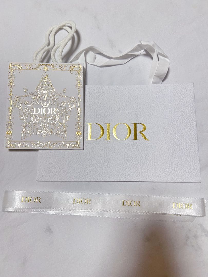 新品　Dior Caro Veronia ウォレット カナージュ カーフスキン
