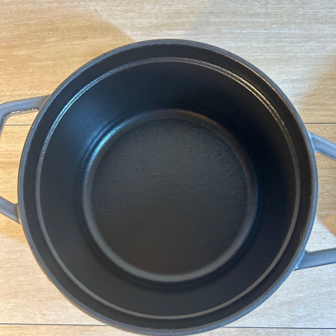 ストウブ　ココットラウンド　16cm グレー　フタモッチ スパチュラ　セット