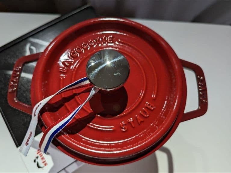 【送料出品者負担】ストウブ ココット・ラウンド 16cm　チェリー