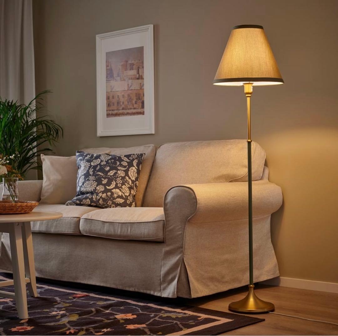 IKEA イケア　フリィホイド　フロアランプ　真ちゅう