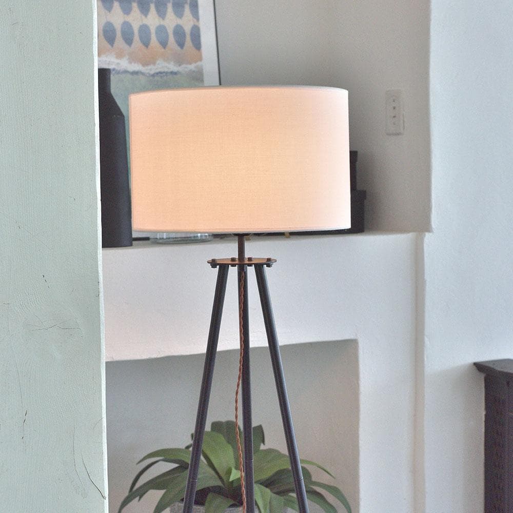 新品 送料無料 スタンドライト 照明 H151cm