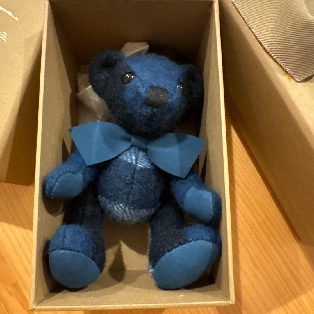 新品未使用正規品Burberry ネイビー テディベア キーホルダー