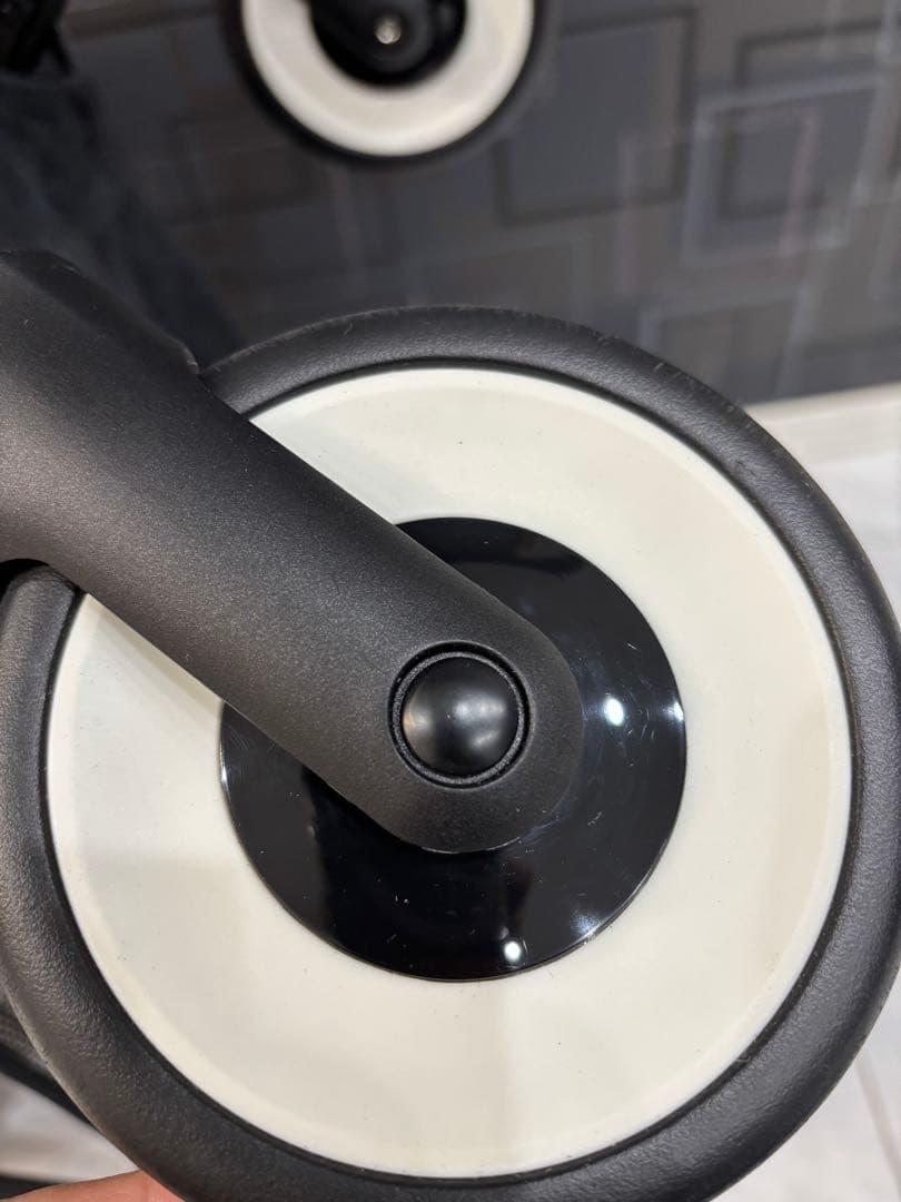 最新2025年モデル　Cybex Libelle チョコレートブラウン