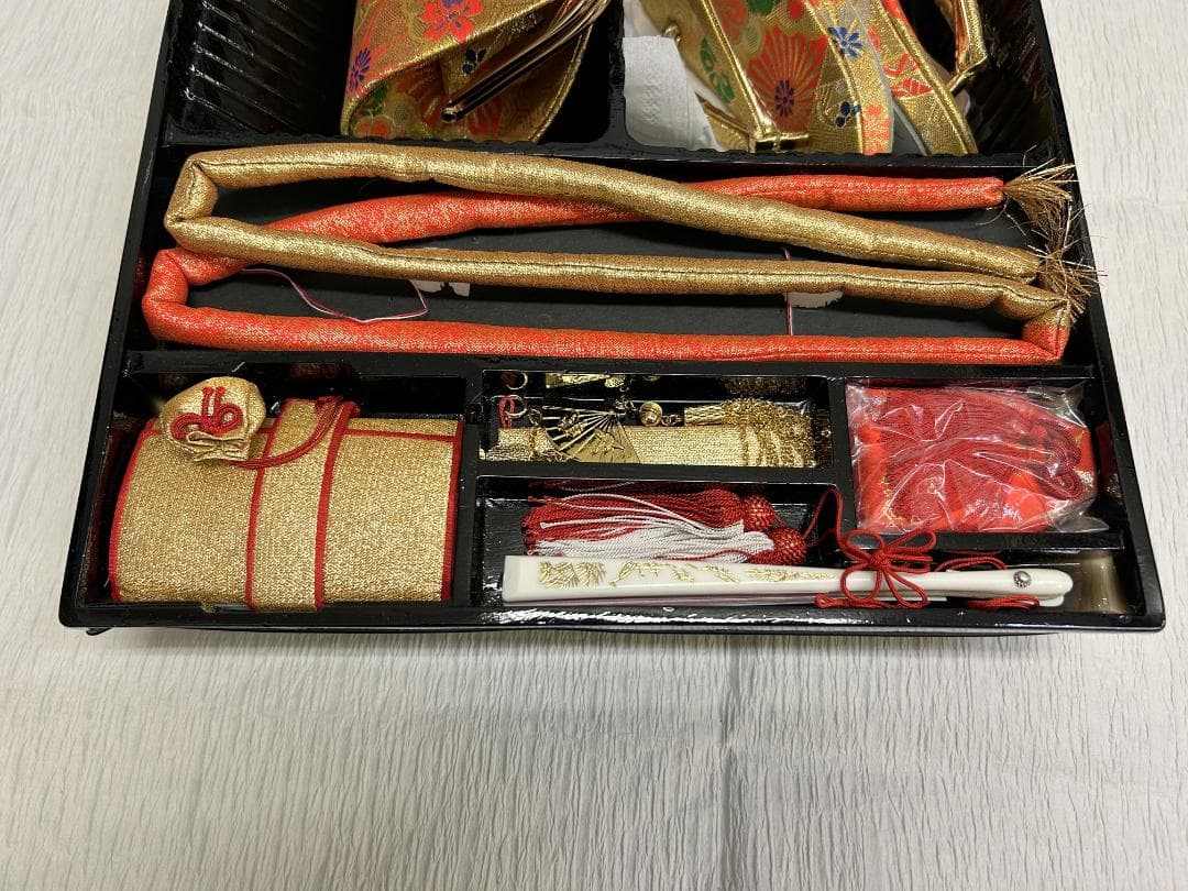 七五三セット　祝帯ペアセット　中サイズ　金　鞠　草履18cm　箱入り