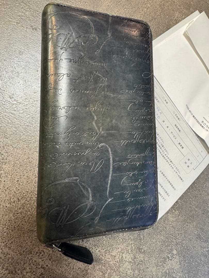 ベルルッティ 定価20.4万円 イタウバ ロングジップウォレット