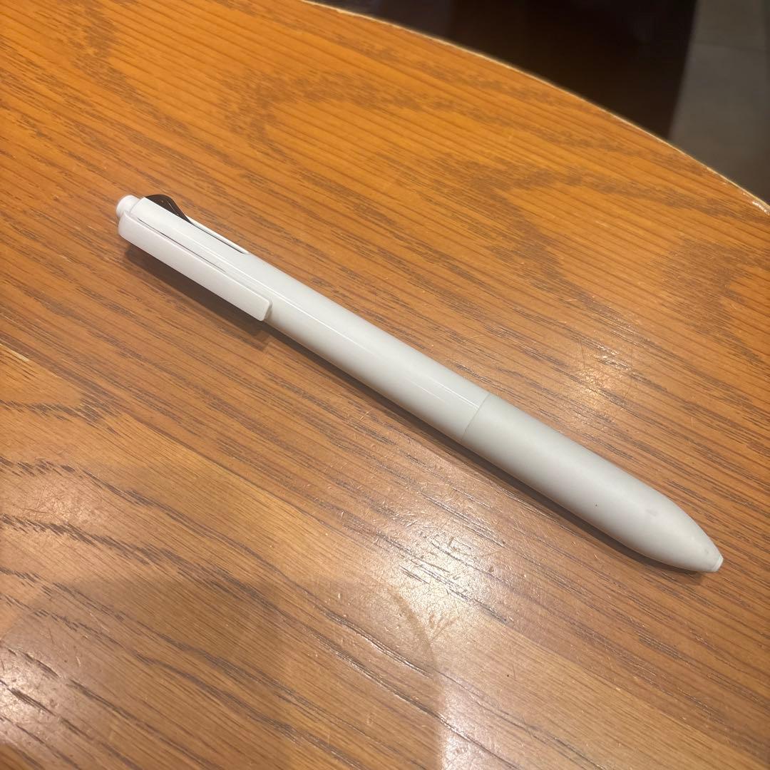 ホワイト ボールペン 赤青インク