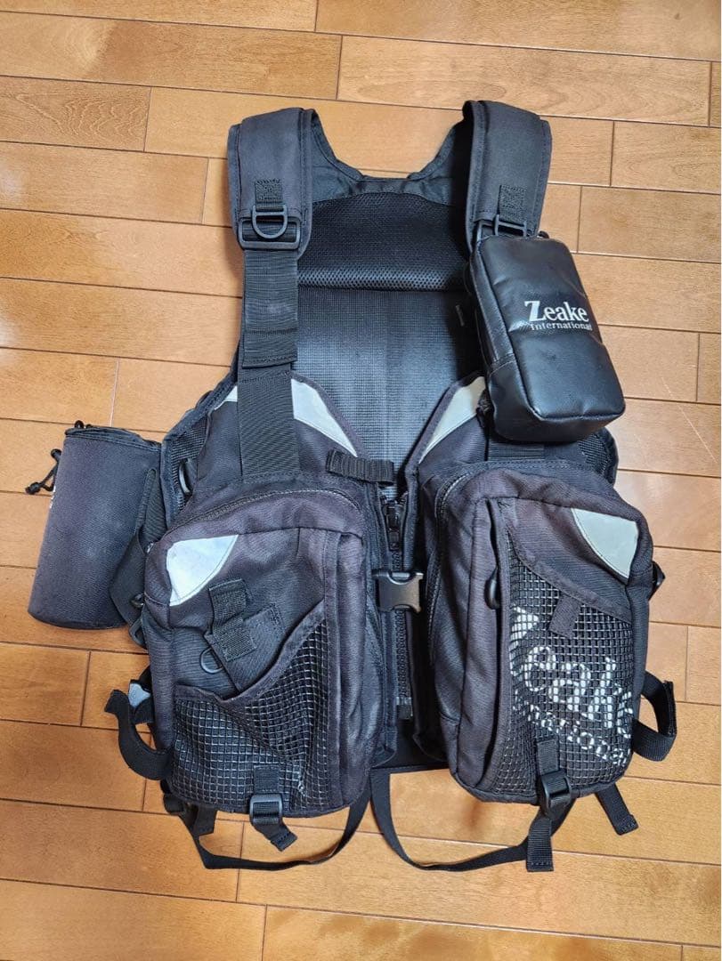 Zeake ゲームベスト　ブラック