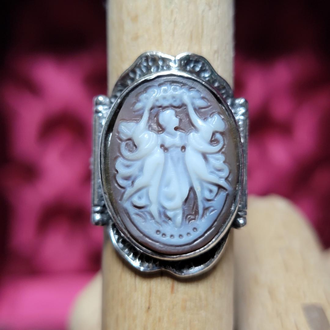 ビンテージ 三女神のカメオミューズシルバーリング シルバー925 約14号