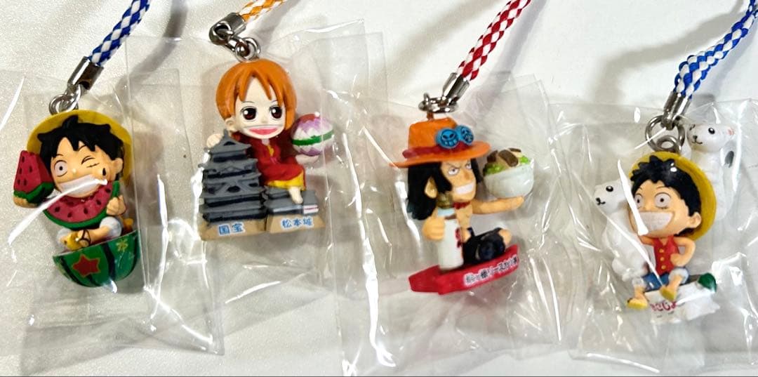 d*7様 根付けストラップ　ワンピース